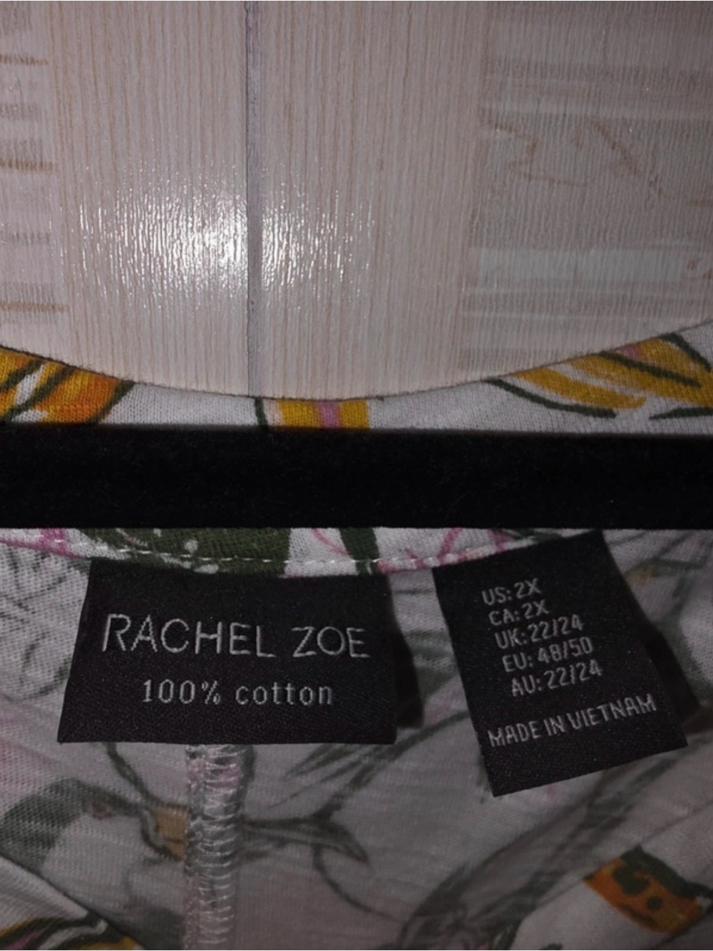 Rachel Zoe White Tropical Leopard V-Neck Tee with Green and Yellow Print cotton - Picture 5 of 5